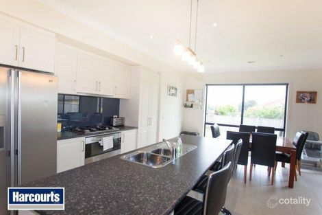 Property photo of 14 Hamilton Drive Warragul VIC 3820