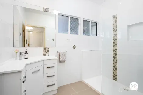 Property photo of 14 Rudd Street The Range QLD 4700