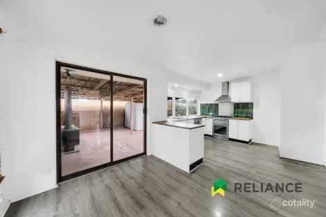 Property photo of 9 Lachlan Court Werribee VIC 3030