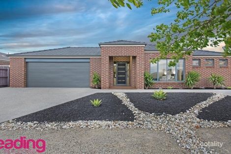 16 Cover Dr, Sunbury, VIC 3429