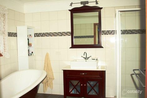 Property photo of 47 Williams Parade Bairnsdale VIC 3875
