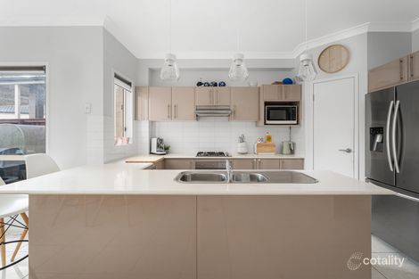 Property photo of 9 Cobble Circuit West Hoxton NSW 2171