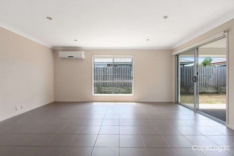 Property photo of 16 Ravensbourne Circuit Waterford QLD 4133