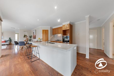 Property photo of 5 Watts Terrace Pakenham VIC 3810