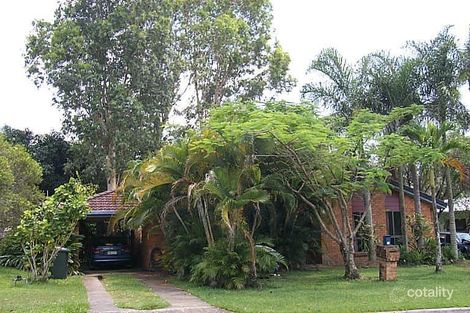 12 Serissa St, Mooroobool, QLD 4870
