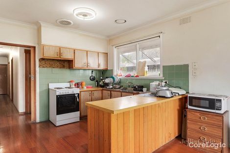 Property photo of 16 Newhaven Road Burwood East VIC 3151