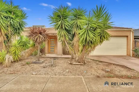 4 Horseman Dr, Melton South, VIC 3338