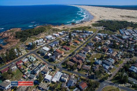 Property photo of 12 Pacific Avenue Anna Bay NSW 2316