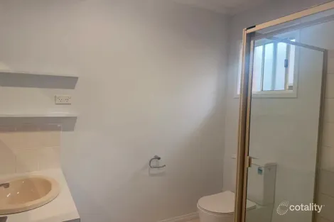 Property photo of 1 Tabitha Court Golden Square VIC 3555