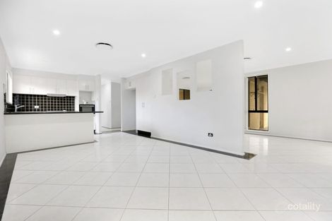 Property photo of 11 Rhonda Place Plumpton NSW 2761