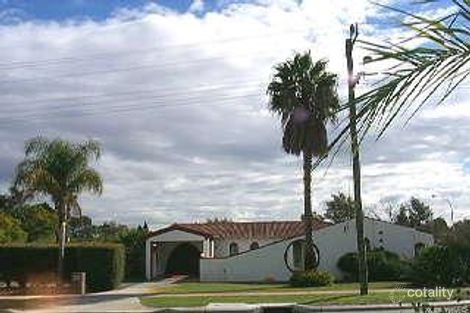 100 Hamilton St, Cannington, WA 6107