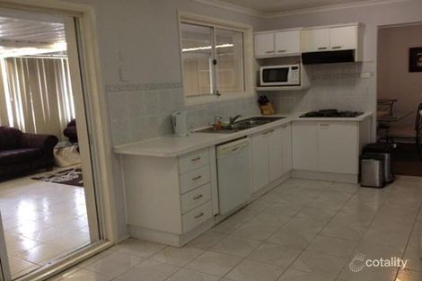 Property photo of 41 Kestrel Crescent Erskine Park NSW 2759