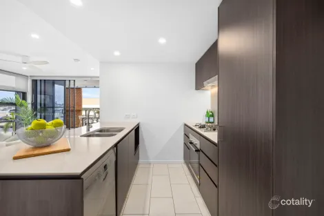 Property photo of 308/125 Station Road Indooroopilly QLD 4068