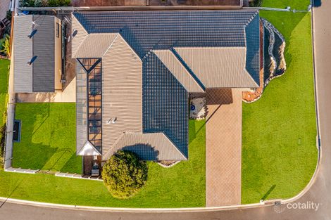 Property photo of 45 Wahroonga Drive Hillvue NSW 2340
