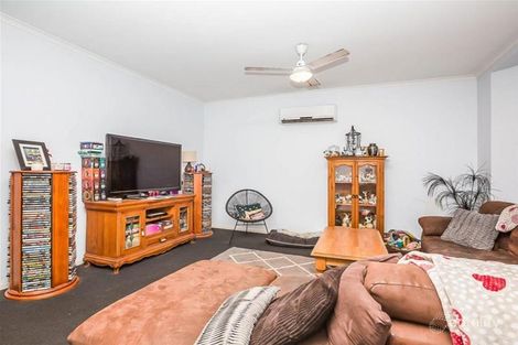 1 Paroo Cl, South Hedland, WA 6722