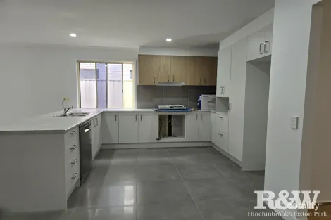 Property photo of 4 Verge Place West Hoxton NSW 2171