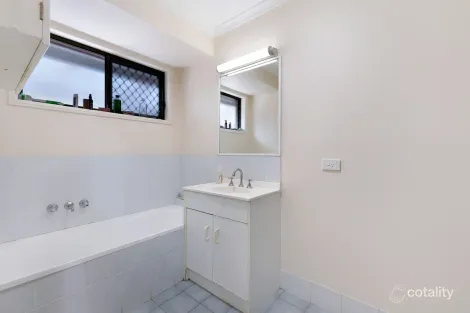 Property photo of 2/11 Epic Court Oxenford QLD 4210