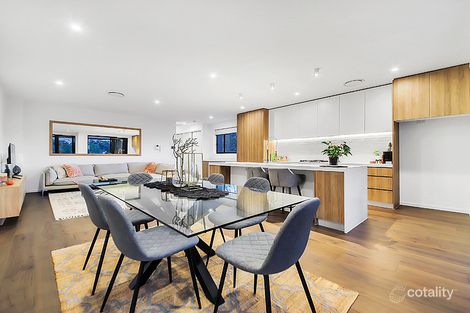 Property photo of 1/15 Indooroopilly Road Taringa QLD 4068