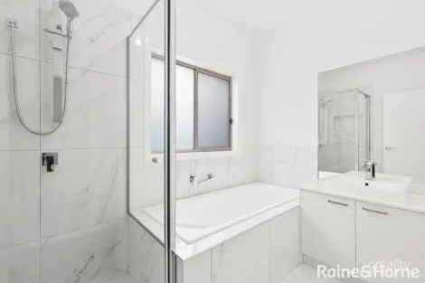 Property photo of 3 Haggerston Street Wollert VIC 3750