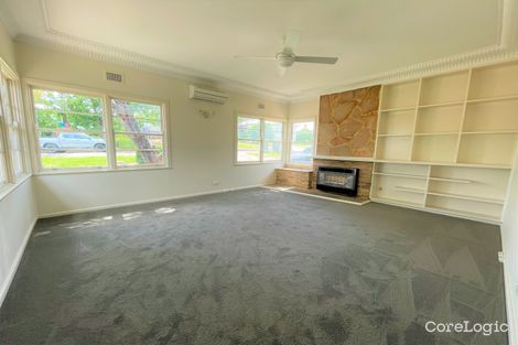 Property photo of 8 Lansdowne Street Young NSW 2594