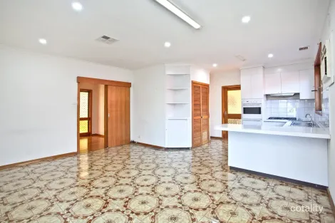 Property photo of 7 Harcourt Avenue St Albans VIC 3021