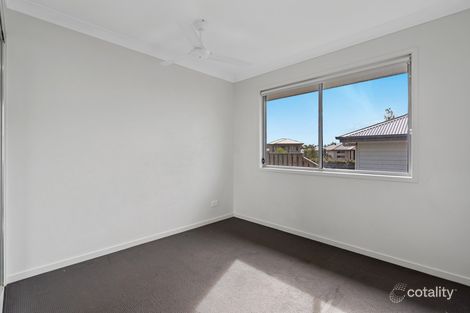 Property photo of 28 Brampton Crescent Springfield Lakes QLD 4300