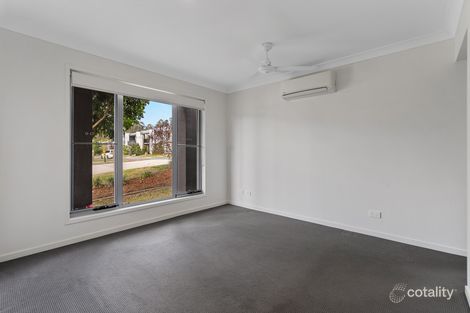 Property photo of 28 Brampton Crescent Springfield Lakes QLD 4300