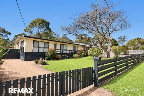 3 Worcester Rd, Lakes Entrance, VIC 3909