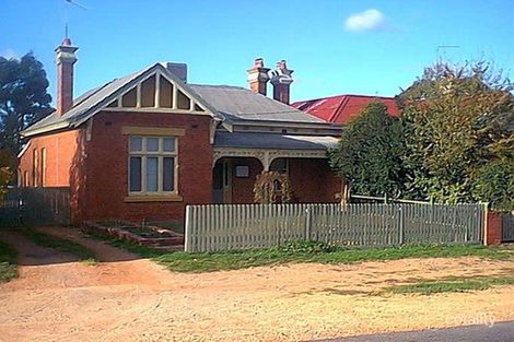 38 Bowen St, St Arnaud, VIC 3478