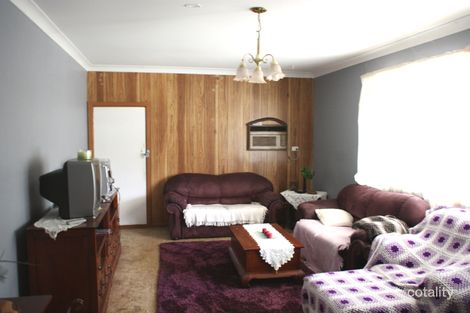 Property photo of 12 Karabah Avenue Young NSW 2594