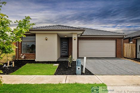 100 Grande Belmond Ave, Cranbourne East, VIC 3977