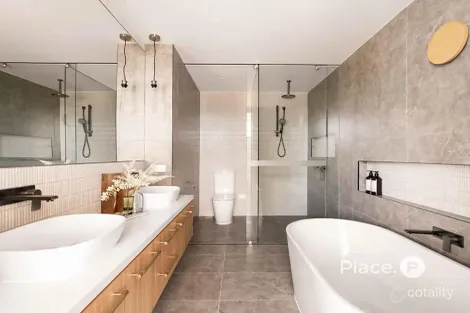 Property photo of 23/75 Jacaranda Place Indooroopilly QLD 4068