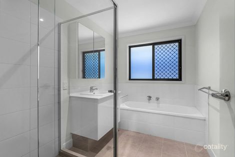 Property photo of 37 Magnetic Way Springfield Lakes QLD 4300