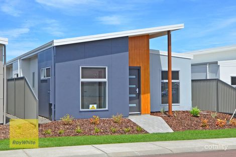 Property photo of 5 Engleheart Drive McKail WA 6330