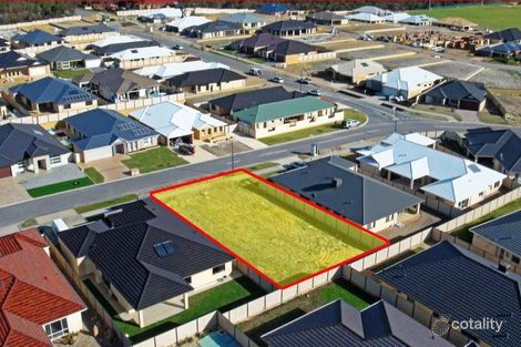 Property photo of 11 Adromeda Link Aubin Grove WA 6164