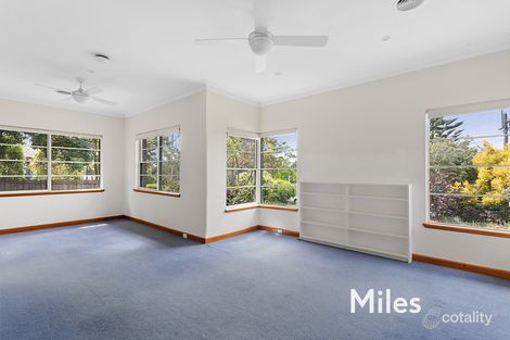 Property photo of 27 Haughton Parade Rosanna VIC 3084