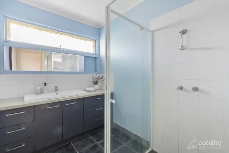Property photo of 31 Putt Grove Keysborough VIC 3173
