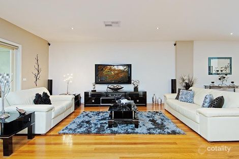 Property photo of 9 Warwick Road Pascoe Vale VIC 3044