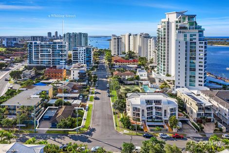 2/9 Whiting St, Labrador, QLD 4215