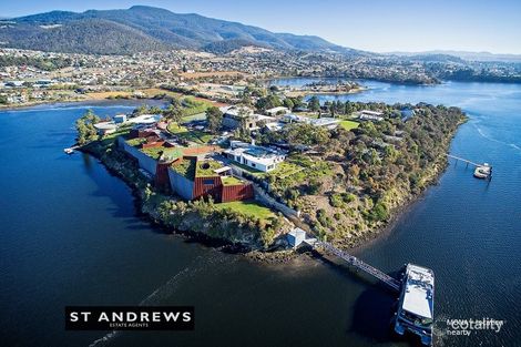 30/1b Bournville Cres, Claremont, TAS 7011