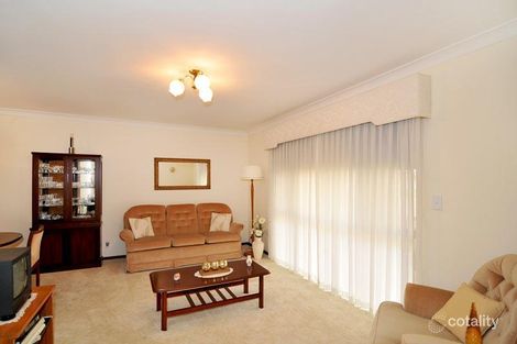 Property photo of 12 Honeysuckle Ramble Halls Head WA 6210