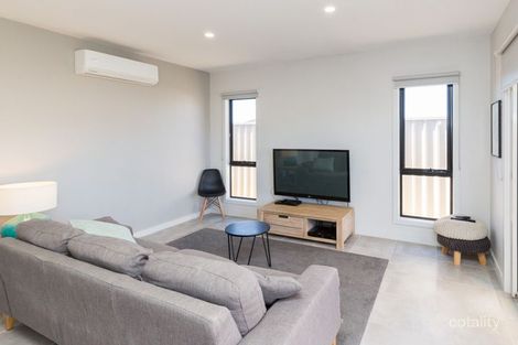 Property photo of 2/40 Vine Avenue Horsham VIC 3400