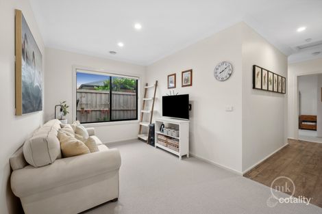 Property photo of 32 Mollison Drive Doreen VIC 3754