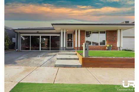 Property photo of 16 Nebula Crescent Mickleham VIC 3064
