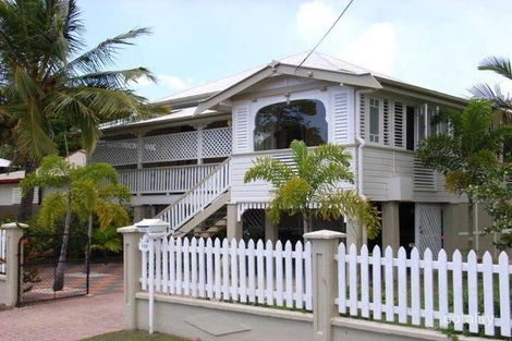 Property photo of 118 Queens Road Hermit Park QLD 4812