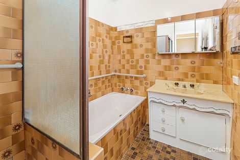 18 Palmerston St, Annerley, QLD 4103