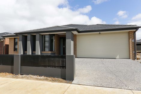 4 Merribrook Bvd, Clyde, VIC 3978
