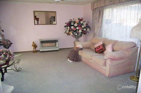 Property photo of 2 Kennedy Court Wodonga VIC 3690