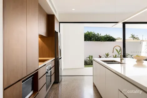 Property photo of 1/36 Malinya Drive Buddina QLD 4575