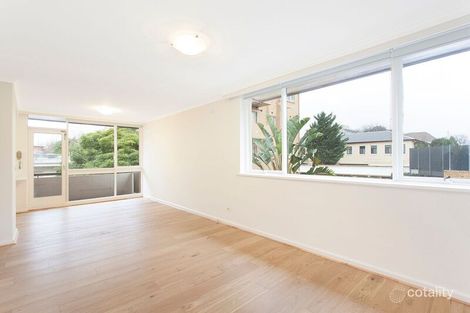 Property photo of 16/12 Woorigoleen Road Toorak VIC 3142